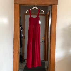 Maroon wide leg jumpsuit w/pockets